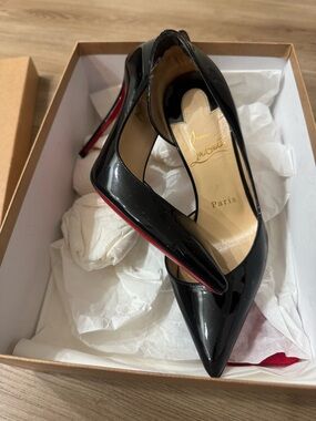 Christian Louboutin Black iriza 100 patent